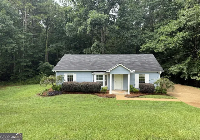 3rd image of 449 Hampton Green Dr, Lagrange, GA 30240 | MLS# 10807173