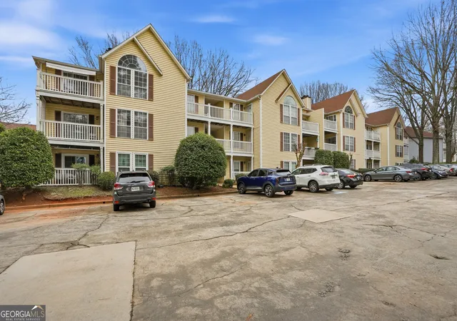 1st image of 561 Cobblestone Trl, Avondale Estates, GA 30002 | MLS# 10794779