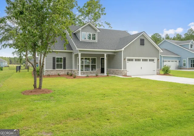 Photo 1 of Single family home for sale at 109 Ennis Rd, Pembroke, GA 31321 | MLS# 10571110 | Listing updated on 2026-01-12