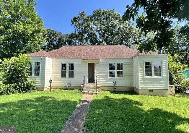 1st image of 1241 Lyle Ave, Atlanta, GA 30344 | MLS# 10819190