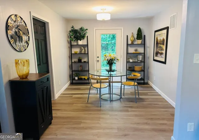 Photo 3 of Single family home for sale at 2535 Abner Pl Nw, Atlanta, GA 30318 | MLS# 10808493 | Listing updated on 2026-09-18