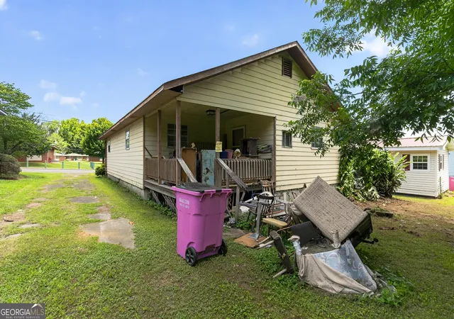 Homes for sale in Calhoun, GA | 720 Martin Luther King Jr Blvd, Calhoun, GA 30701 | MLS# 10793439