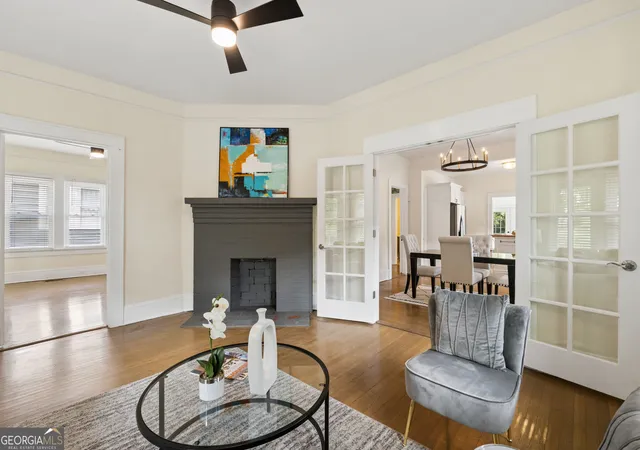 Photo 3 of Sale Pending at 645 Lexington Ave Sw, Atlanta, GA 30310 | MLS# 10825613 | Listing updated on 2026-09-12