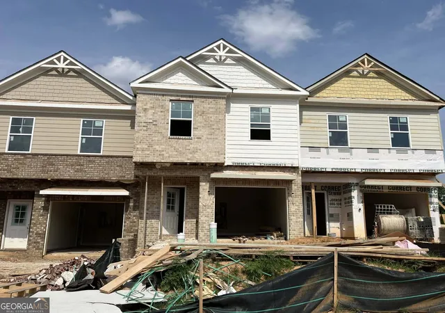 2nd image of 45 Creekside Commons Dr, Hoschton, GA 30548 | MLS# 10541723