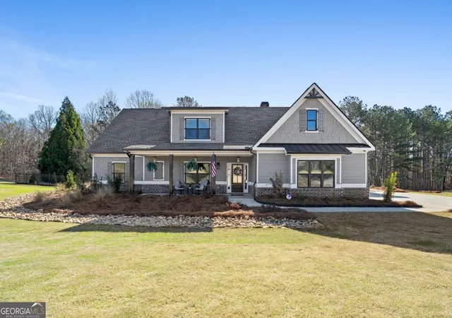 Photo 4 of Single family home for sale at 2128 Stonegate Wy, Monroe, GA 30656 | MLS# 10829830 | Listing updated on 2026-10-29