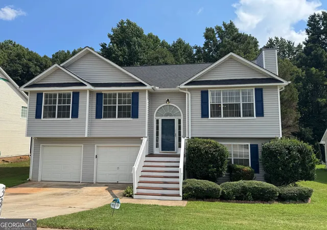 Photo 1 of Sale Pending at 334 Summer Hill Cir, Stockbridge, GA 30281 | MLS# 10833639 | Listing updated on 2026-10-09