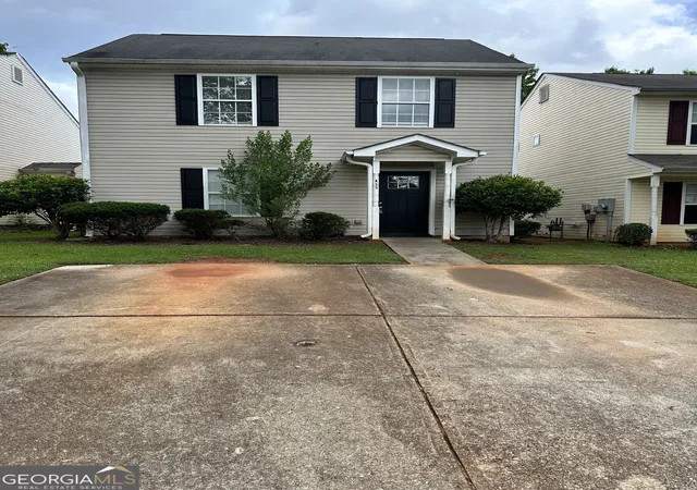 Photo 2 of Single family home for sale at 411 Kara Ln, Mcdonough, GA 30253 | MLS# 10832684 | Listing updated on 2026-09-08