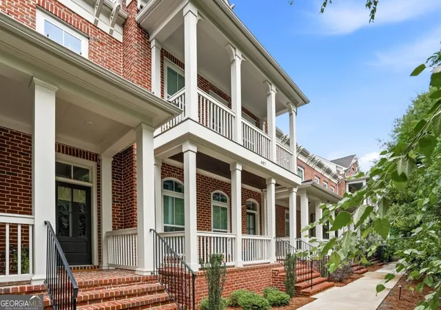 Photo 3 of Townhouse for sale at 687 Brennan Dr, Decatur, GA 30033 | MLS# 10822779 | Listing updated on 2026-08-24