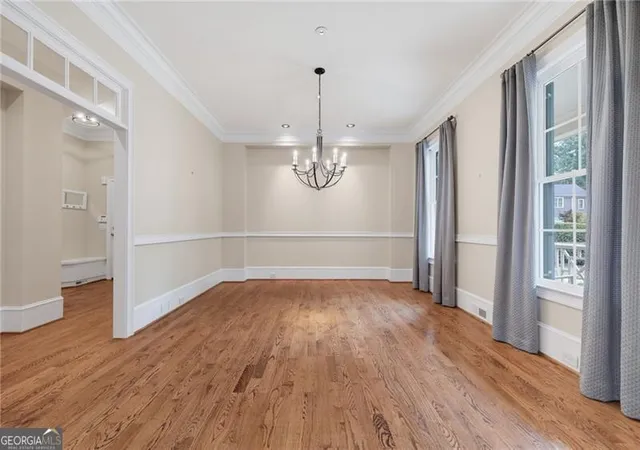5th image of 4812 Ridgeview Rd, Atlanta, GA 30338 | MLS# 10817544