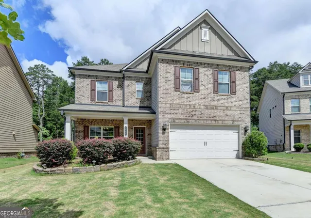 1st image of 1986 Holman Forest Dr, Hoschton, GA 30548 | MLS# 10780403
