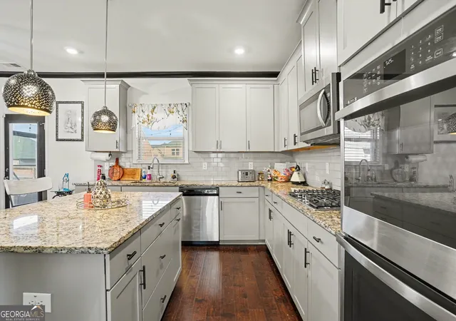 Photo 4 of Single family home for sale at 110 Canal St, Hampton, GA 30228 | MLS# 10717605 | Listing updated on 2026-08-28