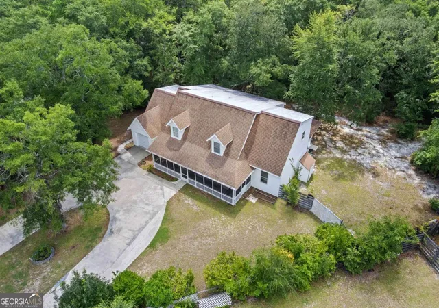 Photo 4 of Single family home for sale at 157 Ole Oak Rd, Allenhurst, GA 31301 | MLS# 10804887 | Listing updated on 2026-09-24