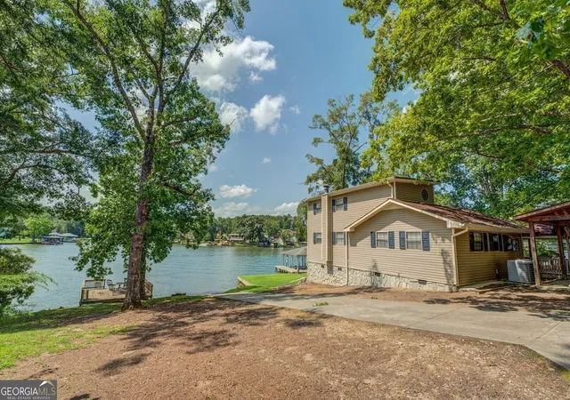 5th image of 393 Templeton Cir, Mansfield, GA 30055 | MLS# 10729795