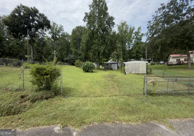 2nd image of 0 W Pine Lake Dr, West Point, GA 31833 | MLS# 10820658