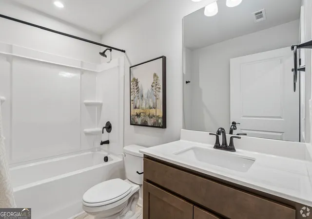 Photo 4 of Townhouse for sale at 15 Silver Leaf Ln #43, Dawsonville, GA 30534 | MLS# 10770270 | Listing updated on 2026-08-31