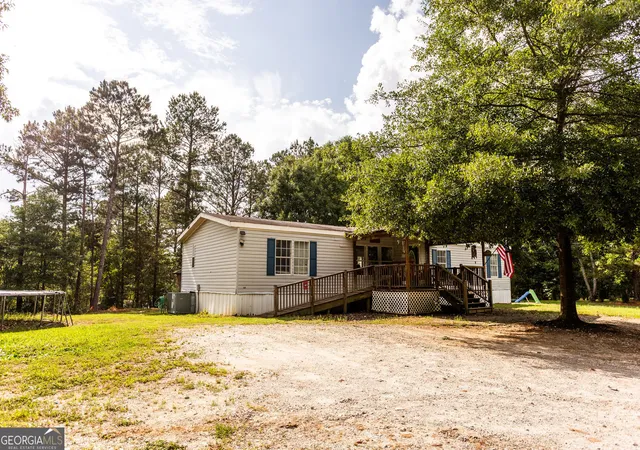 Homes for sale in Conyers, GA | 2076 Gleaton Rd Ne, Conyers, GA 30013 | MLS# 10783817