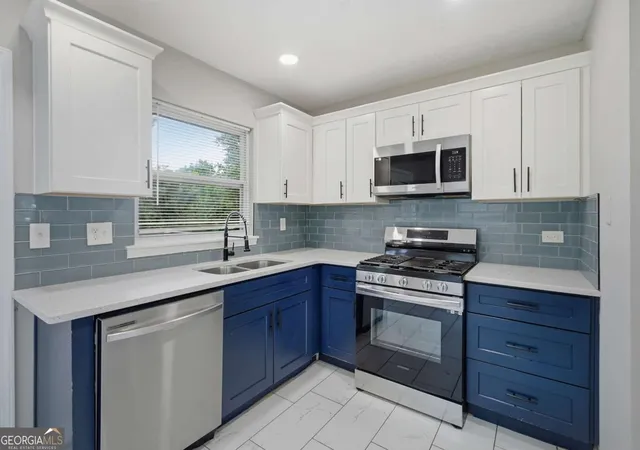 Photo 3 of Single family home for sale at 5918 Sierra Dr, Norcross, GA 30071 | MLS# 10816426 | Listing updated on 2026-08-14
