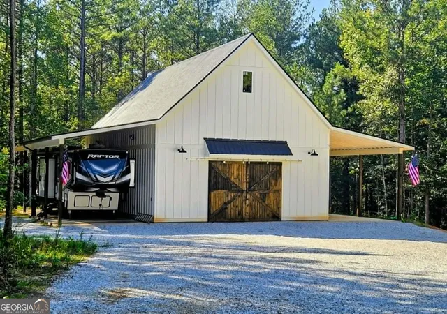1st image of 1961 N Hicks, Toccoa, GA 30577 | MLS# 10779452