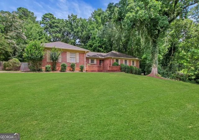 Photo 1 of Single family home for sale at 2020 Heatherdale Ln Sw, Marietta, GA 30064 | MLS# 10826453 | Listing updated on 2026-09-07