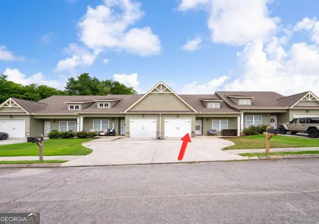 Photo 2 of Townhouse for sale at 220 Norman Creek Rd, Evensville, TN 37332 | MLS# 10824702 | Listing updated on 2026-09-23