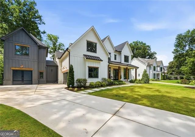 Single family home for sale at 2800 Post Oak Tritt Rd, Marietta, GA 30062 | MLS# 10766897