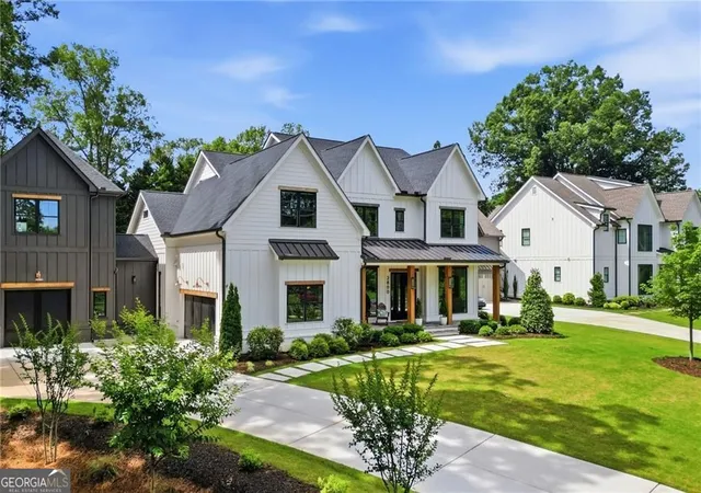 Photo 1 of Single family home for sale at 2800 Post Oak Tritt Rd, Marietta, GA 30062 | MLS# 10766897 | Listing updated on 2026-10-07