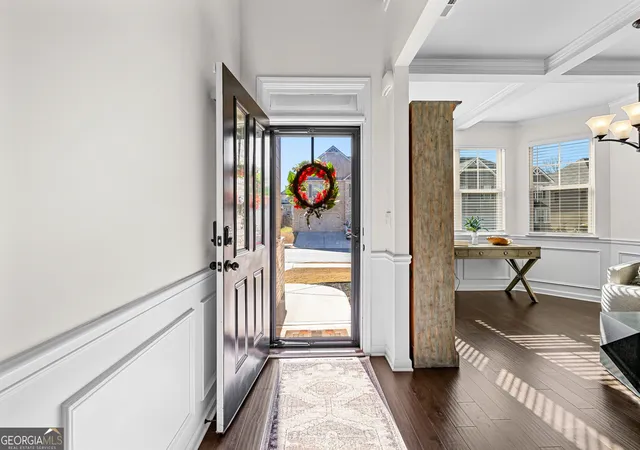 Photo 2 of Sale Pending at 106 Brookview Dr, Newnan, GA 30265 | MLS# 10681566 | Listing updated on 2026-03-02