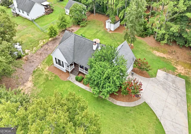 2nd image of 305 Annie Ln, Locust Grove, GA 30248 | MLS# 10822741