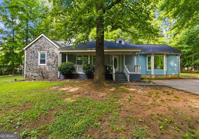 Photo 2 of Single family home for sale at 265 Winding Stream Trl, Hampton, GA 30228 | MLS# 10733140 | Listing updated on 2026-08-31