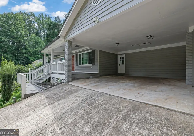 Photo 3 of Single family home for sale at 4599 Cedar Knoll Dr Ne, Marietta, GA 30066 | MLS# 10834895 | Listing updated on 2026-09-17