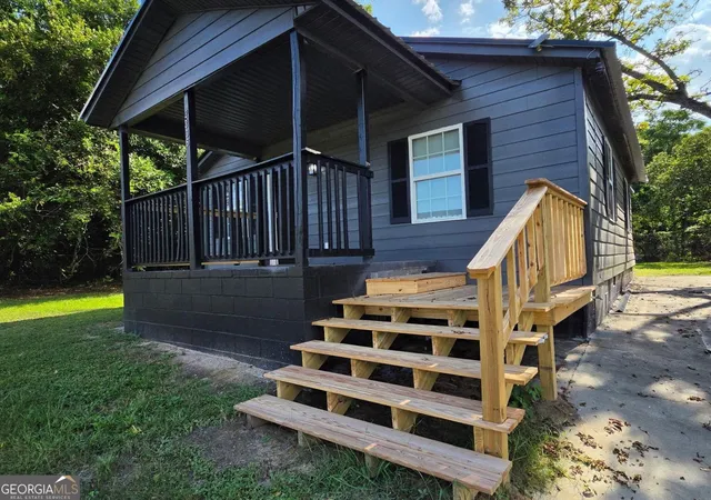 Photo 1 of Sale Pending at 2336 Woodlawn, Tifton, GA 31794 | MLS# 10820496 | Listing updated on 2026-10-08