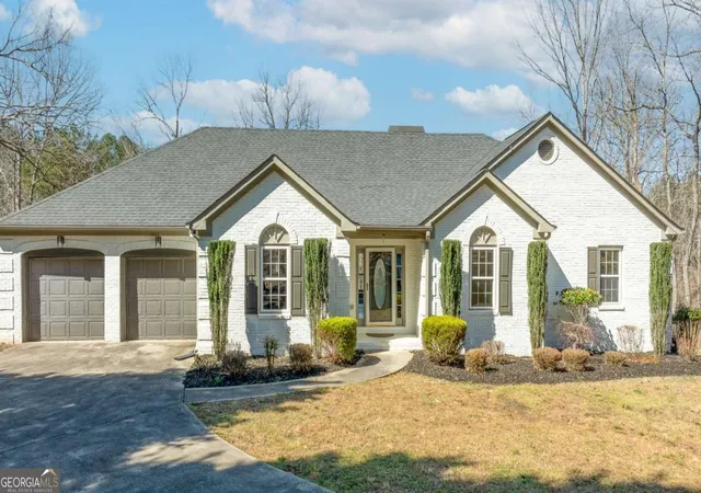 Photo 1 of Single family home for sale at 8160 Stone Hill Rd, Cumming, GA 30028 | MLS# 10757186 | Listing updated on 2026-08-24