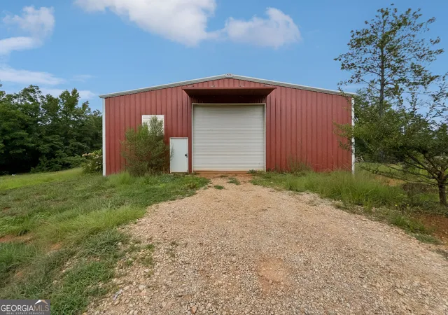 Photo 3 of House for sale at 4896 Barnett Shls Rd, Athens, GA 30605 | MLS# 10836813 | Listing updated on 2026-09-15