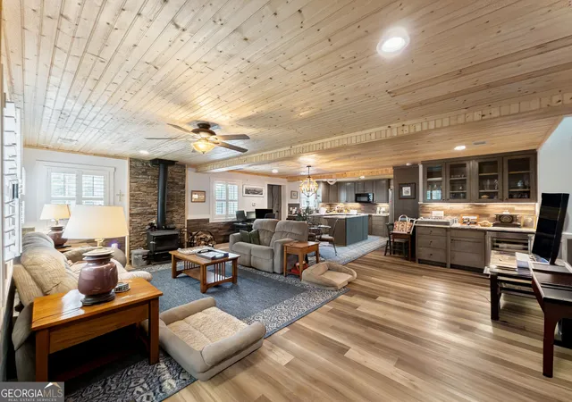 Photo 4 of House for sale at 4896 Barnett Shls Rd, Athens, GA 30605 | MLS# 10836813 | Listing updated on 2026-09-15