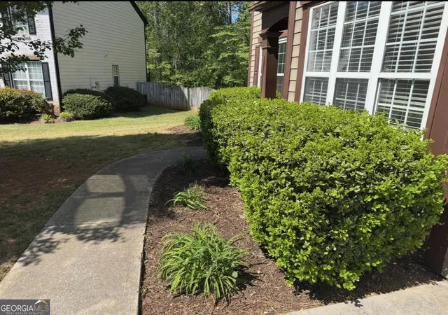 Photo 2 of Single family home for sale at 2874 Donamire Ln Nw, Kennesaw, GA 30144 | MLS# 10731345 | Listing updated on 2026-04-27