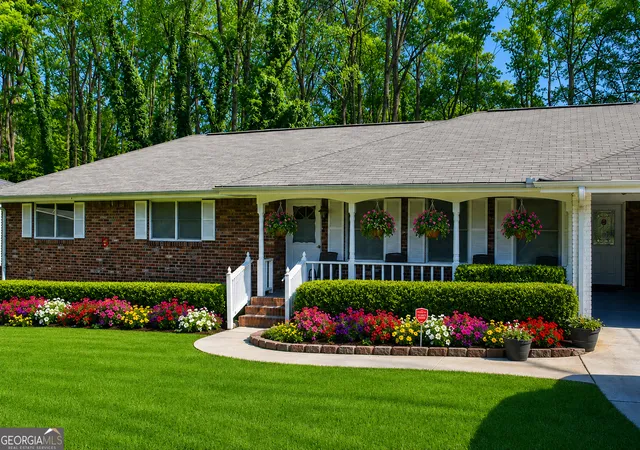 Photo 2 of Single family home for sale at 3965 Gloucester Dr, Tucker, GA 30084 | MLS# 10810082 | Listing updated on 2026-08-04
