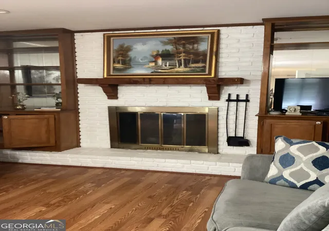 Photo 4 of House for sale at 3965 Gloucester Dr, Tucker, GA 30084 | MLS# 10810082 | Listing updated on 2026-08-04