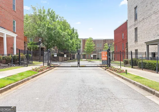 29th image of 775 Liberty Commons Dr Nw, Atlanta, GA 30314 | MLS# 10771888