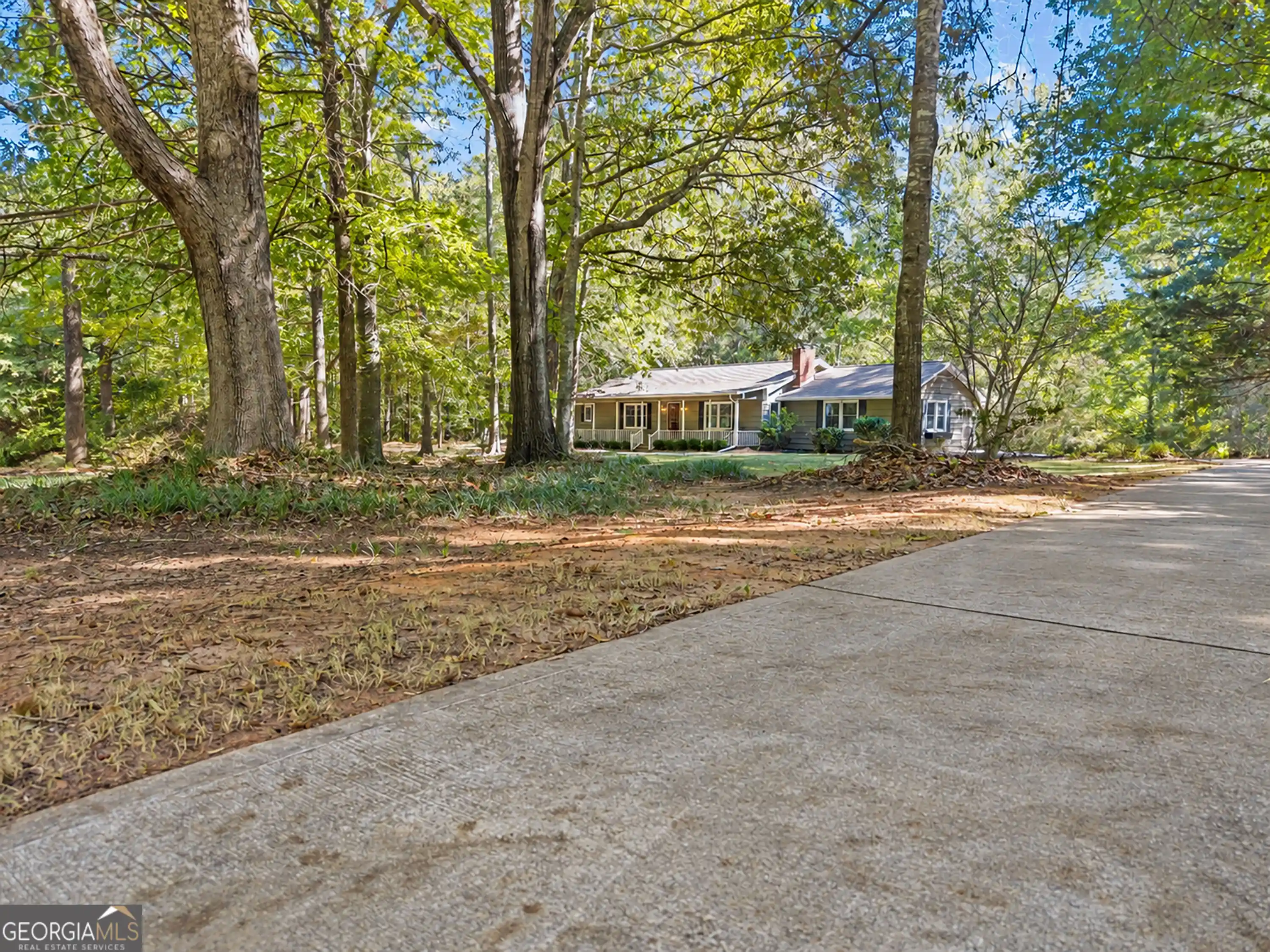 Photo 1 of Single family home for sale at 70 Mystic Ln, Social Circle, GA 30025 | MLS# 10856032 | Listing updated on 2026-10-29