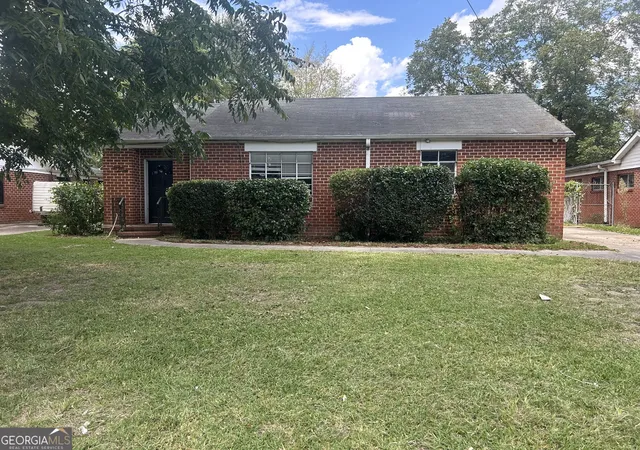 Photo 1 of Single family home for sale at 1970 Vining Cir, Macon, GA 31204 | MLS# 10836698 | Listing updated on 2026-09-14