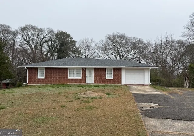 Photo 4 of Sale Pending at 241 Valley Hl Rd SW, Riverdale, GA 30274 | MLS# 10665780 | Listing updated on 2026-02-23