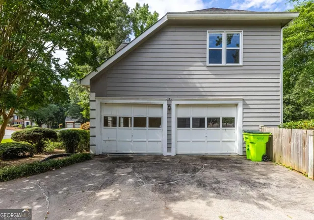 Photo 3 of Single family home for sale at 1397 Wynford Gate SW, Marietta, GA 30064 | MLS# 10800807 | Listing updated on 2026-08-09