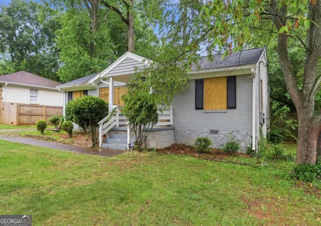 Photo 2 of Single family home for sale at 3453 Lark Ln, Decatur, GA 30032 | MLS# 10833602 | Listing updated on 2026-08-27