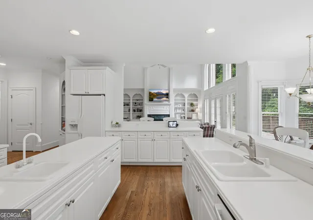 3rd image of 12125 Helleri Holw, Johns Creek, GA 30005 | MLS# 10830938