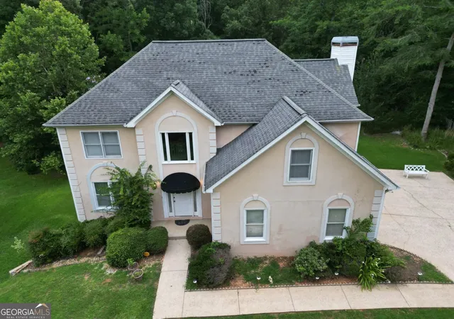 Photo 3 of Single family home for sale at 285 Mosby Woods Dr, Newnan, GA 30265 | MLS# 10807286 | Listing updated on 2026-10-05