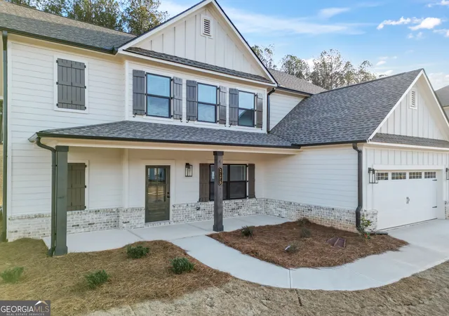 Photo 3 of Single family home for sale at 1175 Cherry Bark Ct, Loganville, GA 30052 | MLS# 10596108 | Listing updated on 2026-10-02