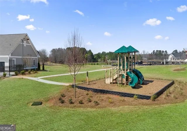Photo 9 of Single family home for sale at 1124 Riverwood Dr, Bogart, GA 30622 | MLS# 10826995 | Listing updated on 2026-09-11