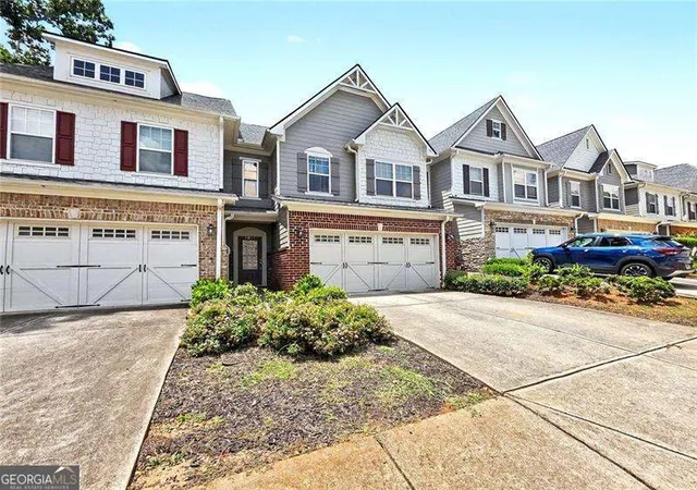3rd image of 1641 Austin Meadows Dr, Decatur, GA 30032 | MLS# 10803424