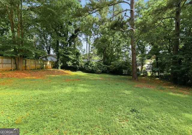 26th image of 501 Pineview Dr Se, Smyrna, GA 30082 | MLS# 10801837