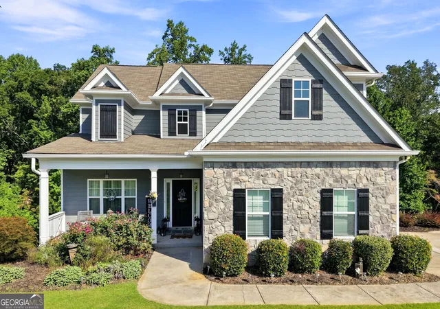 Photo 1 of Single family home for sale at 196 Whelchel Valley Dr, Dawsonville, GA 30534 | MLS# 10828445 | Listing updated on 2026-09-08